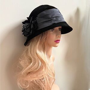 Ritzy Cloche - Hat
